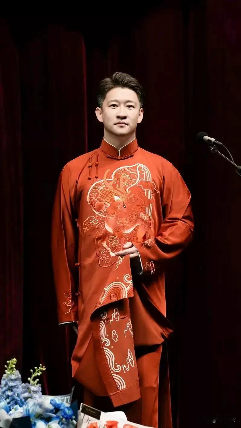 小金子要回来了？现在的郭德纲，心里比吃的蜜还甜！


曹云金在社交平台突然公开喊