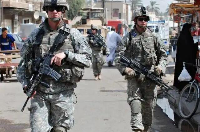 伊拉克人不感谢美军，他们决定用武器回击它。大批民兵被炸后，伊拉克政府受不了了，决