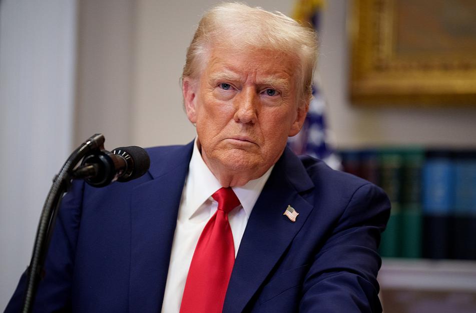 特朗普 是个现实主义者，之前“坚定不移的决定”说收回就收回，他不觉得难为情，而且