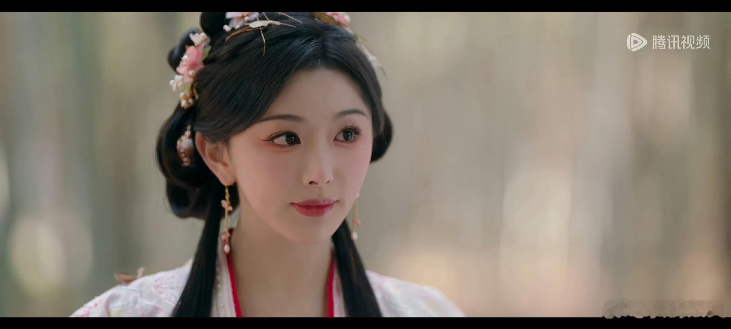 也没几个流量，这能有那么多古偶女二演粉丝居然还不满意[笑cry] ​​​