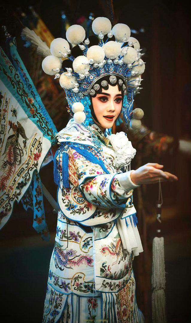 主角 上升期小花禁止恋爱苟师更是实打实偏爱青娥的专属花粉