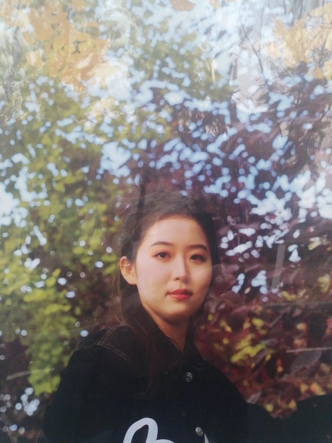 一个人的思想境界（心态）决定你的幸福指数。如果你的心灵是阳光的，那么你看到的世界