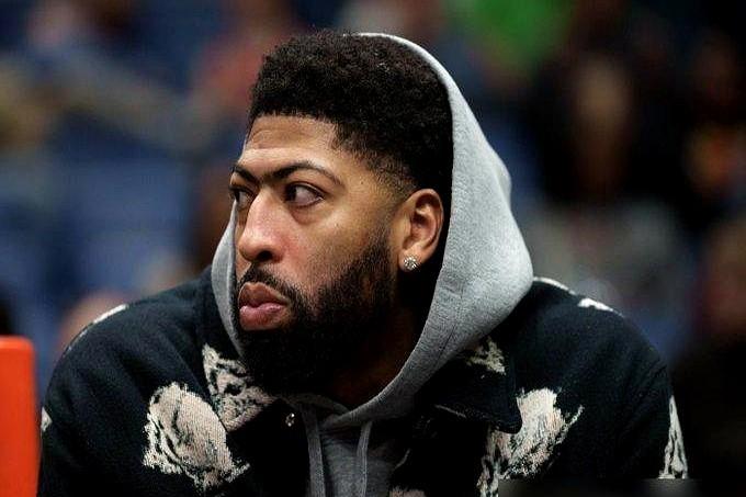 拿着1.2亿合同，安东尼·戴维斯就这么看着。

新东家奇才队，咣咣一波14连败，