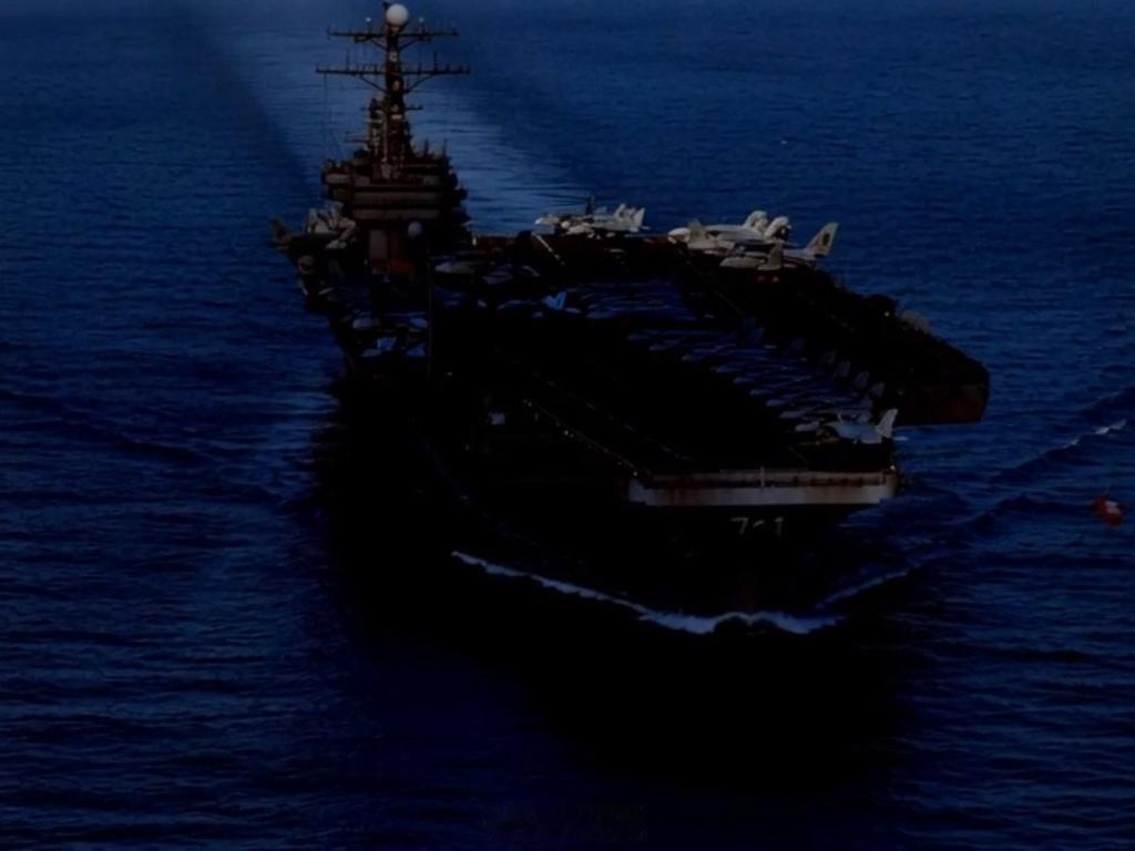 突发消息 - “亚伯拉罕·林肯”号航空母舰及其打击群已进入“全舰熄灯”中断通讯状