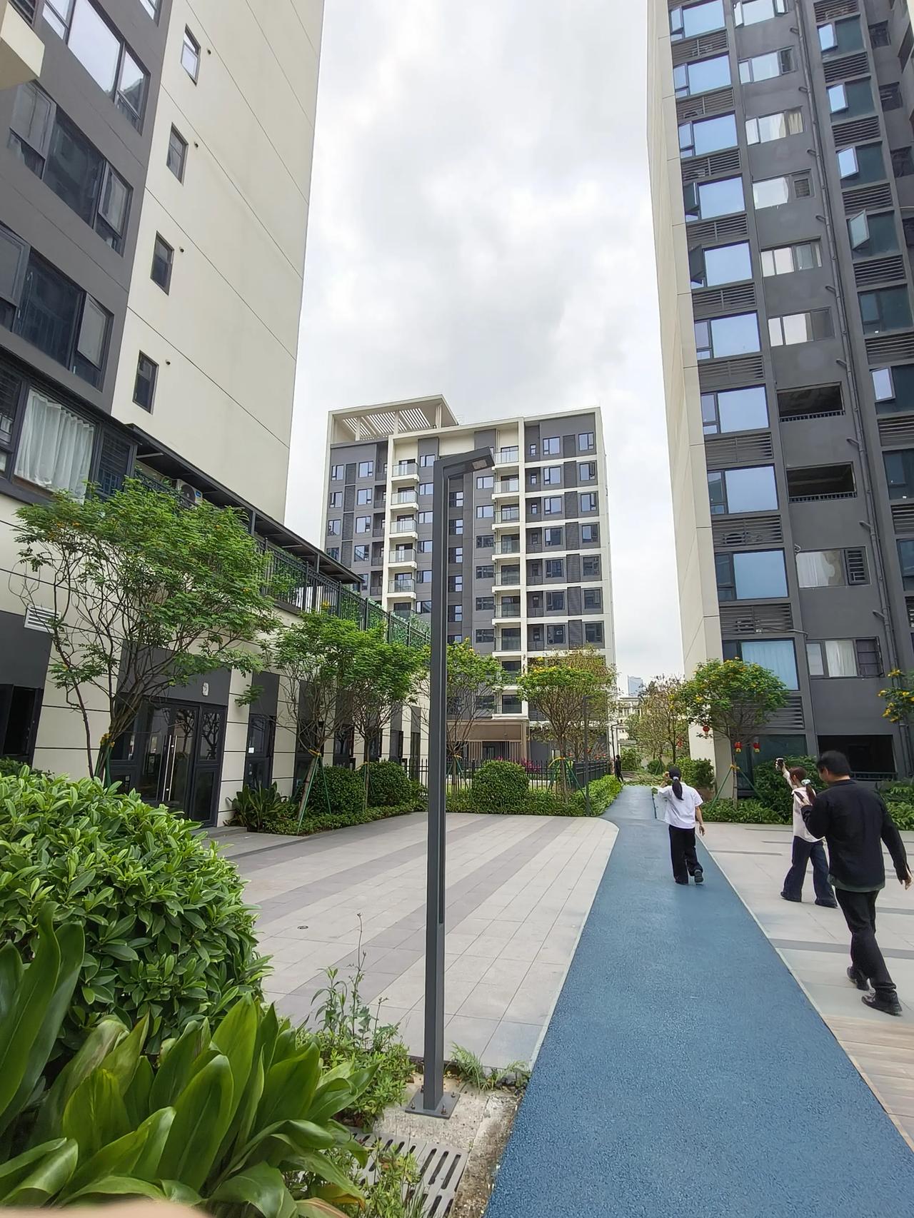 分享我这周有趣的事：家人们，天河人才住宅真的太香了。147万拿下三房一厅，普通人