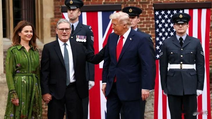 英国对美国有“血脉压制”？

特朗普访问英国后，和英国首相斯塔默签署了一项《美英