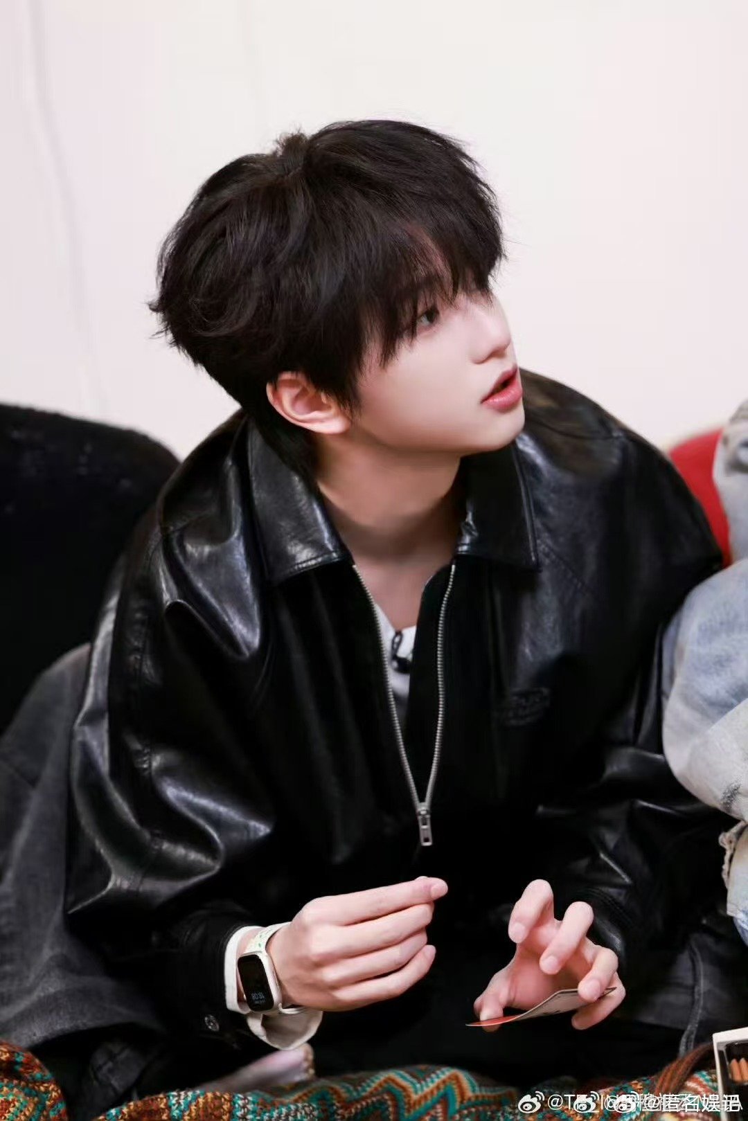 穆祉丞说成年前没节目周五晚高疯穆祉丞的一句感慨，道尽过往的不易，往后一定会被世界