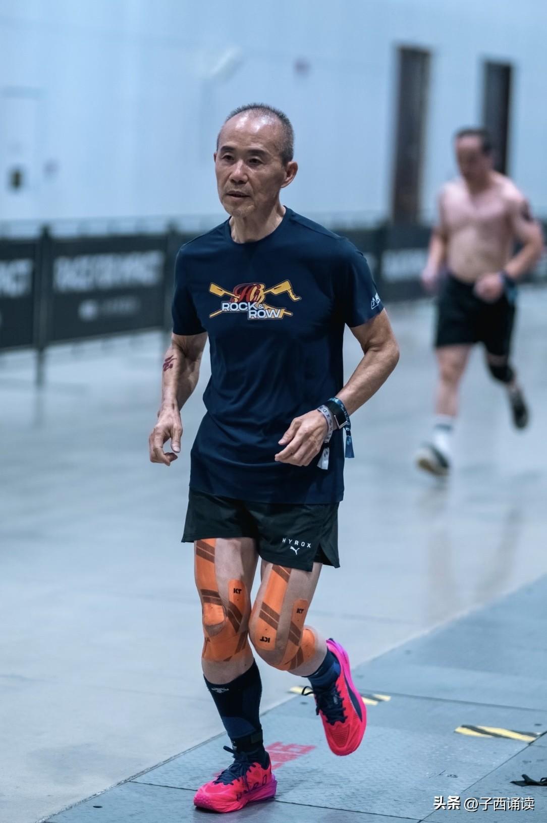 冲锋在前，享受在后，老王果然不是一般人啊！