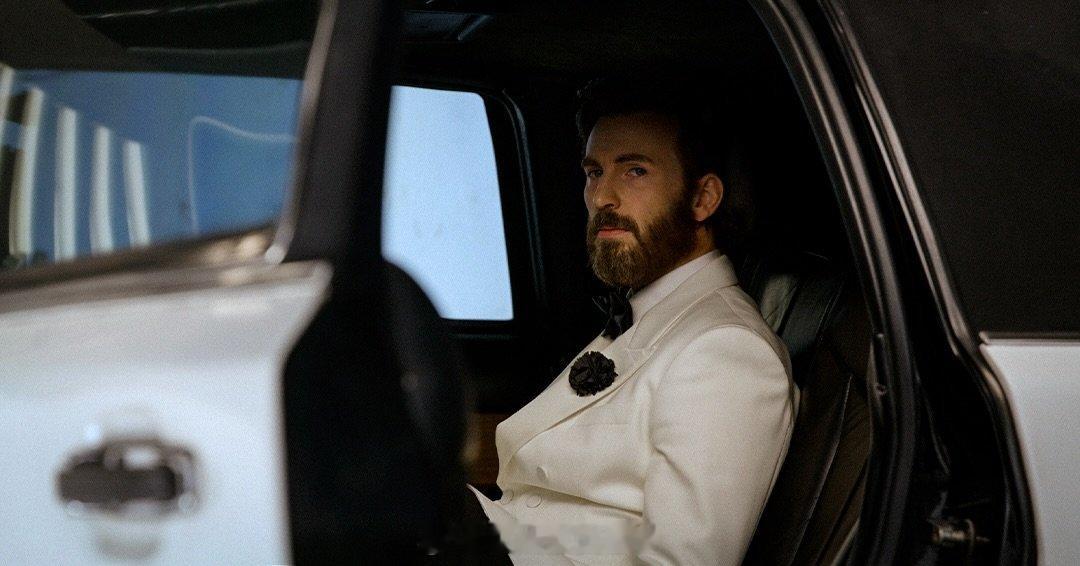 克里斯埃文斯Chris Evans 克里斯桃在电影《牺牲》中的新剧照和片场照！ 