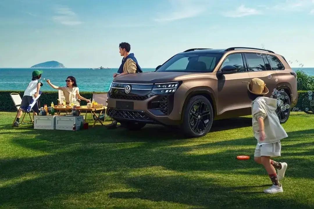 朋友大学毕业就去了上海，现在已经在上海买车买房了。
   她对于上汽的汽车很是喜