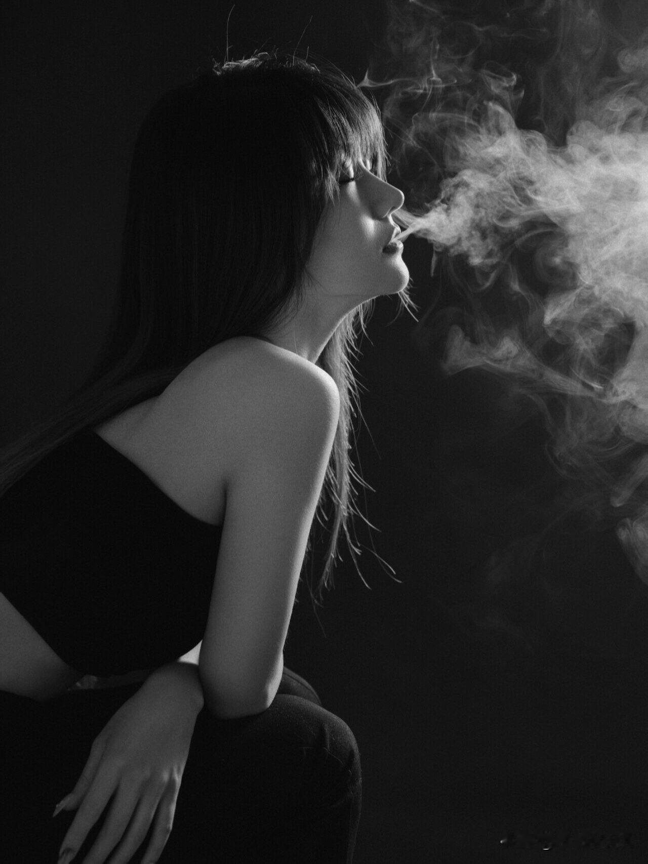 分享杨绛先生的一句经典语录如要锻炼一个能做大事的人，必定要叫他吃苦受累，百不称心