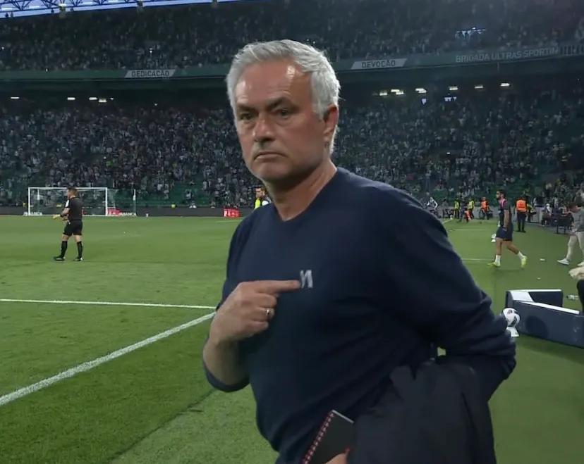 【葡超30轮，本菲卡客场2-1绝杀葡体，穆里尼奥关键战不拉胯】这场 葡超第30轮