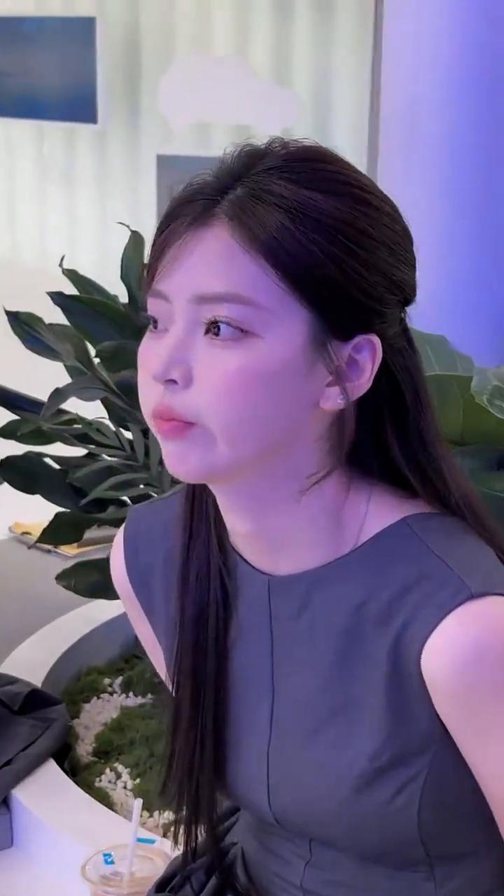 亲一口春晓。
啊。