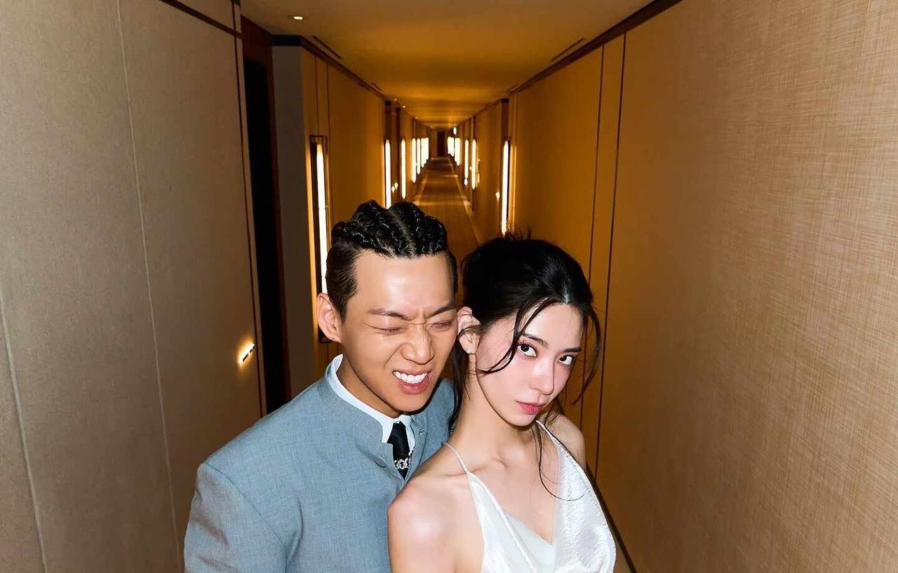 【梁洪源&元贤珠】这个风格好带劲啊啊啊
看的好爽
	
P2 20261001化妆
