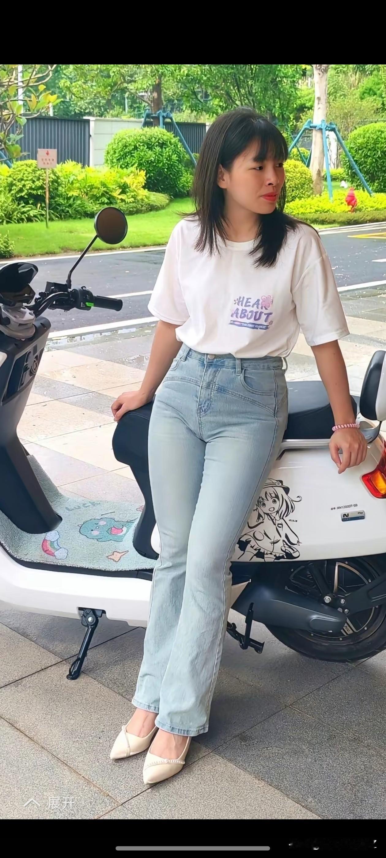 简约大方，穿简约美时尚 简约不凡气质 穿衣得体