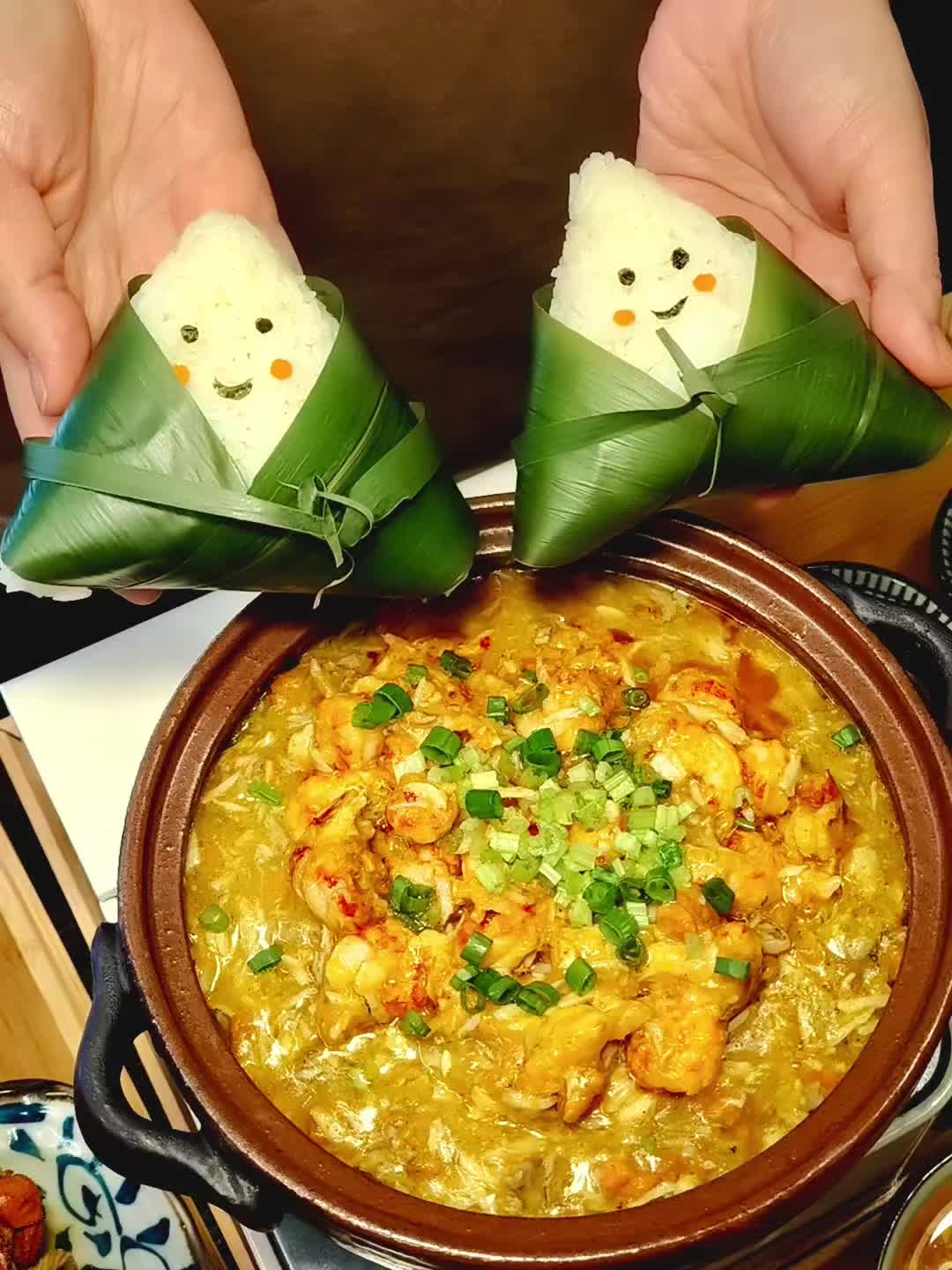 江南人的夏日仪式感~六月黄蟹 在广州体育西路藏着一家南京必吃榜的蟹黄专...