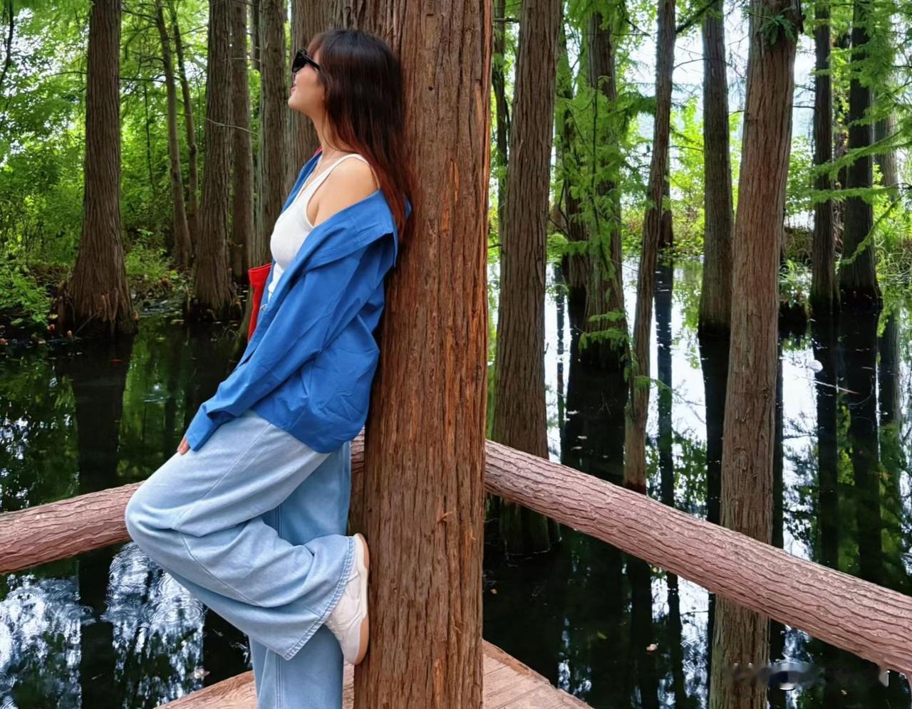 意识、思维、灵魂是物质么?哲学意识 物质与思考 意识结构 意识论 意识起源 意识