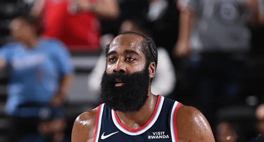 五连败后，快船队前十场的战绩来到3胜7负，西部倒数第三的位置，这个胜率大抵超出了