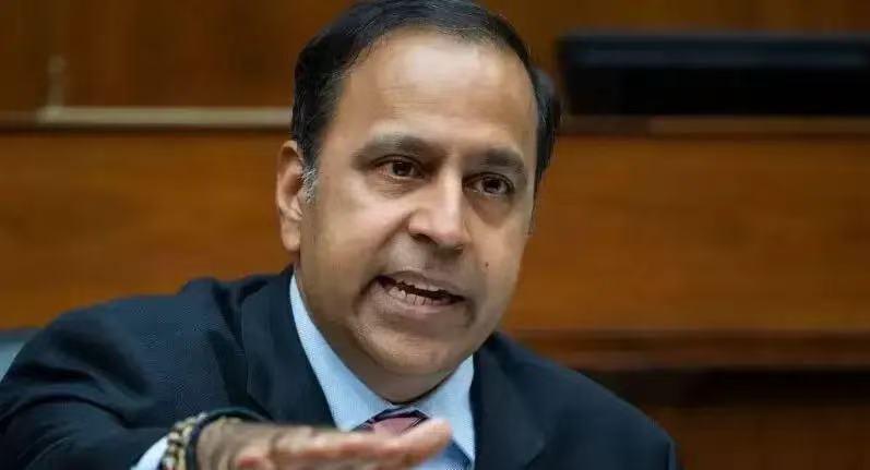 美议员：这下特朗普满意了，中国头一次明说，要在该领域“领先”

美议员骂翻特朗普