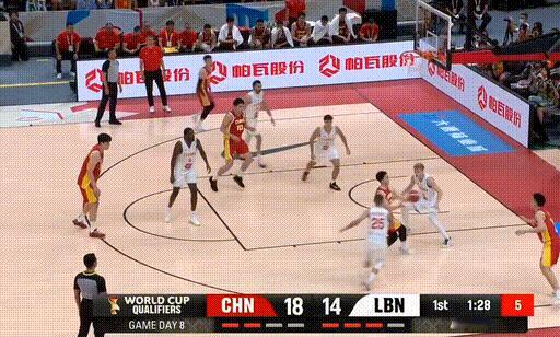 中国男篮VS黎巴嫩杨瀚森就应该这么打球啊！硬一点！！ ​​​