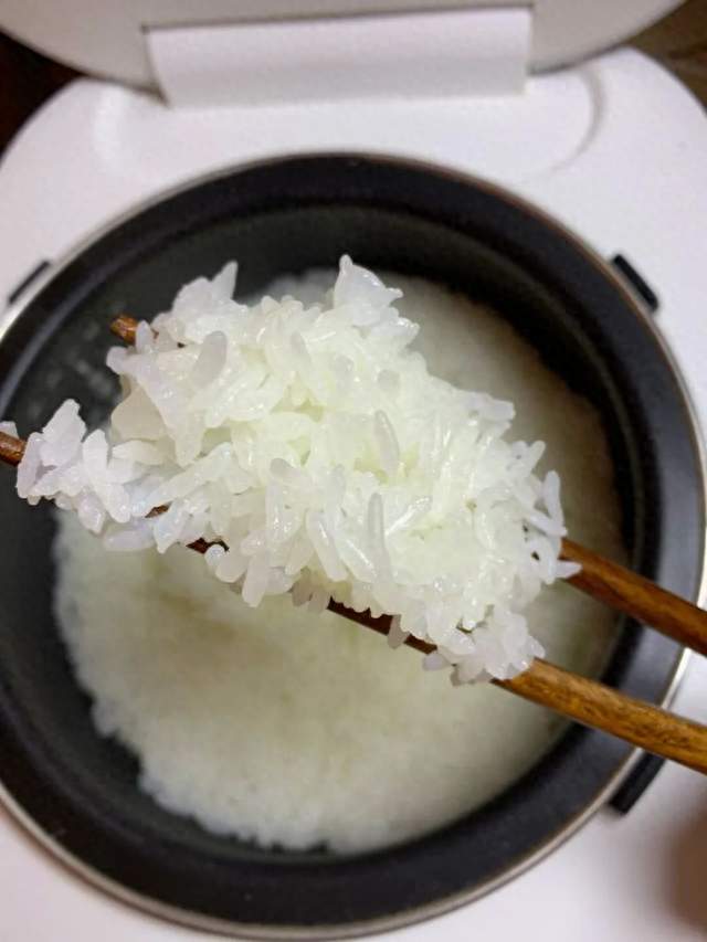 公认大米最好三个牌子！口感、营养详细对比，买米不花冤枉钱