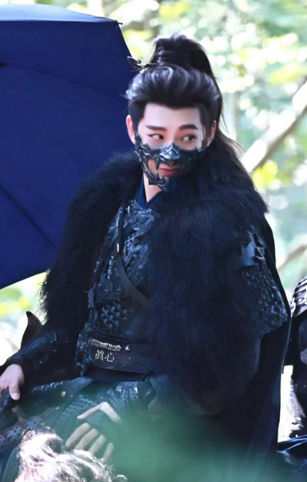 谁懂啊 戈止这一回眸 我直接被狠狠拿捏 彻底沦陷了