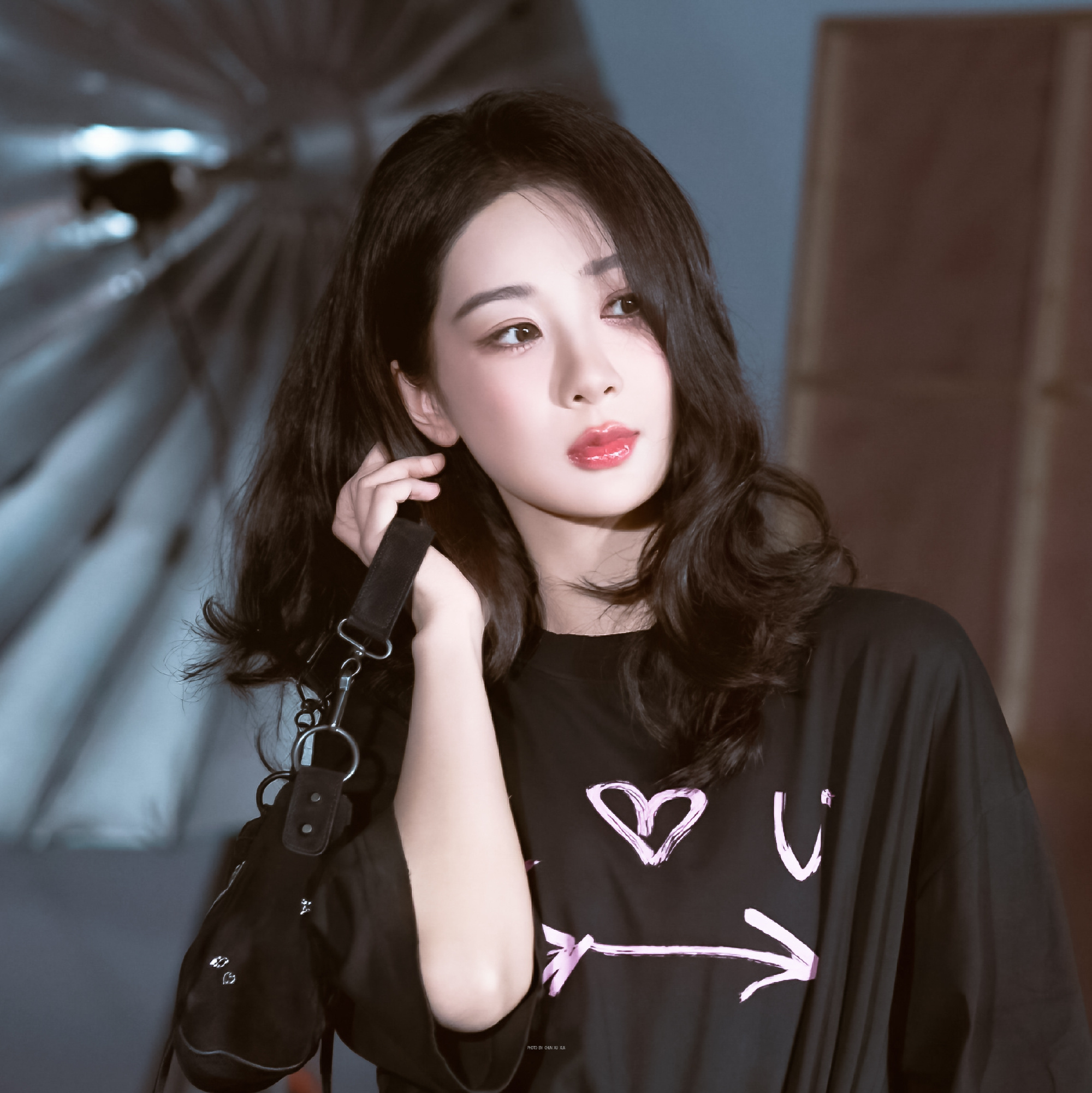 杨紫杨紫玉兰花开君再来  yz杨紫董竹君喜见你眉秀似山，眼拥星霜。