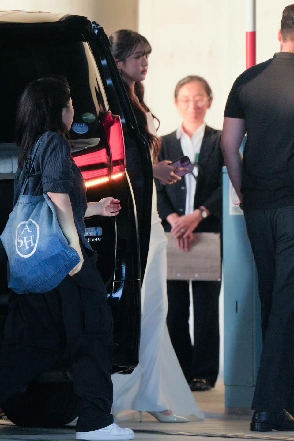 张元英今日宝格丽上班活动路透 ​​​