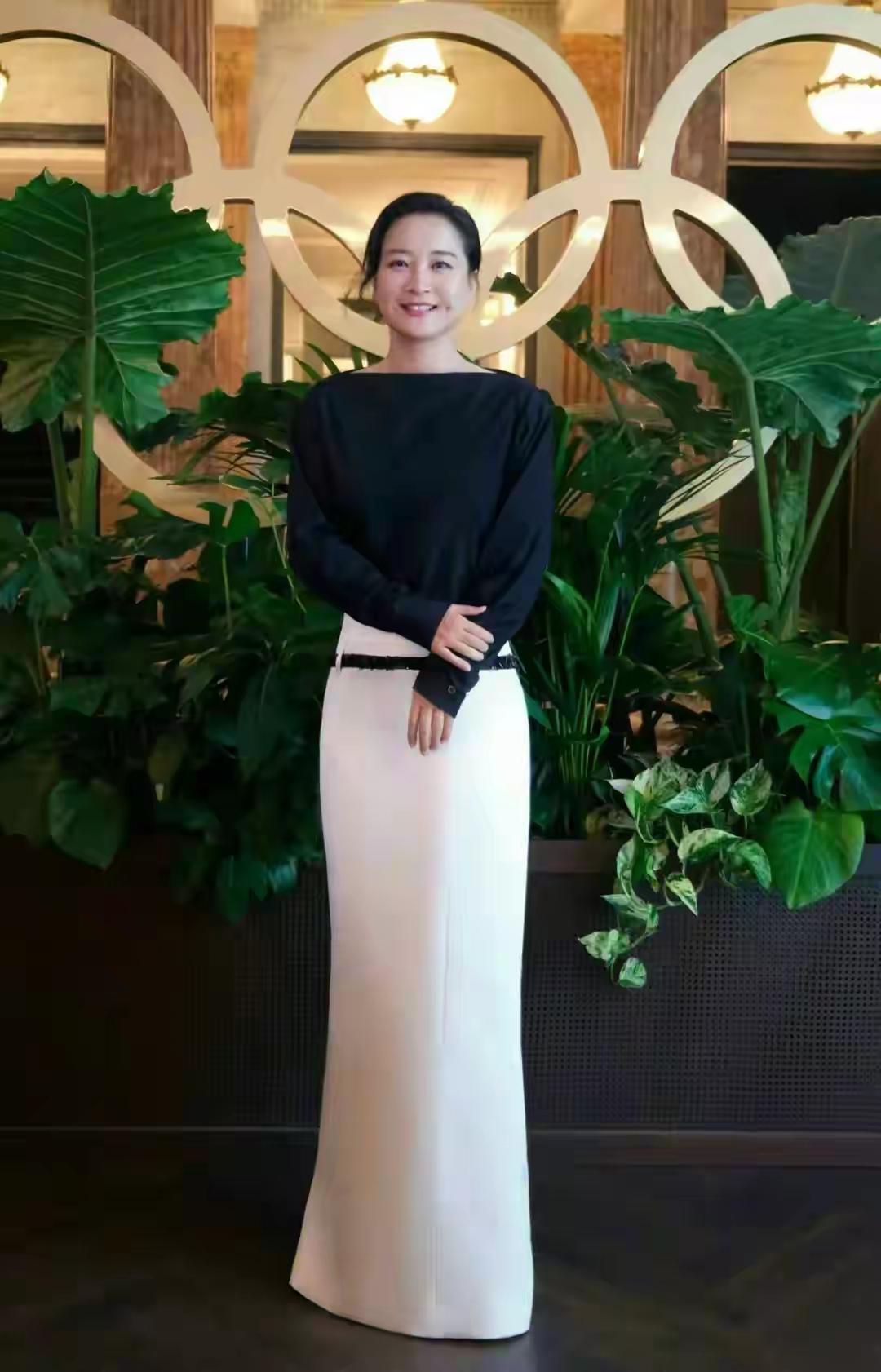 减肥是开启了自尊人生

我也曾经有过减肥的历程，40斤的体重差，足以毁灭以前肥胖