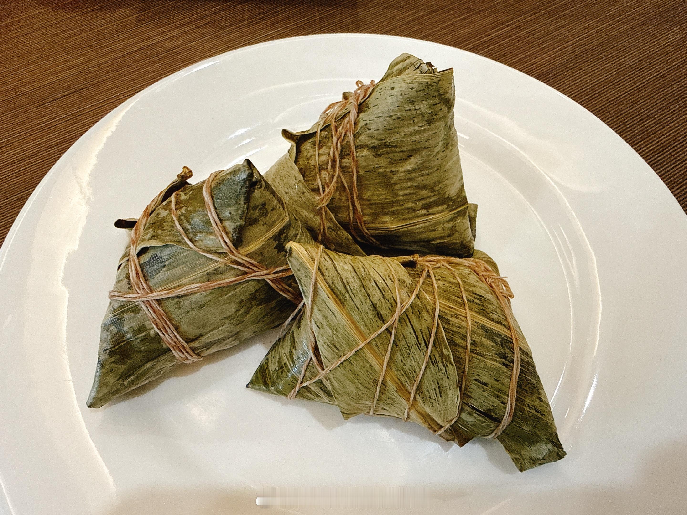 龙龙今天吃粽子了吗？端午节安康！