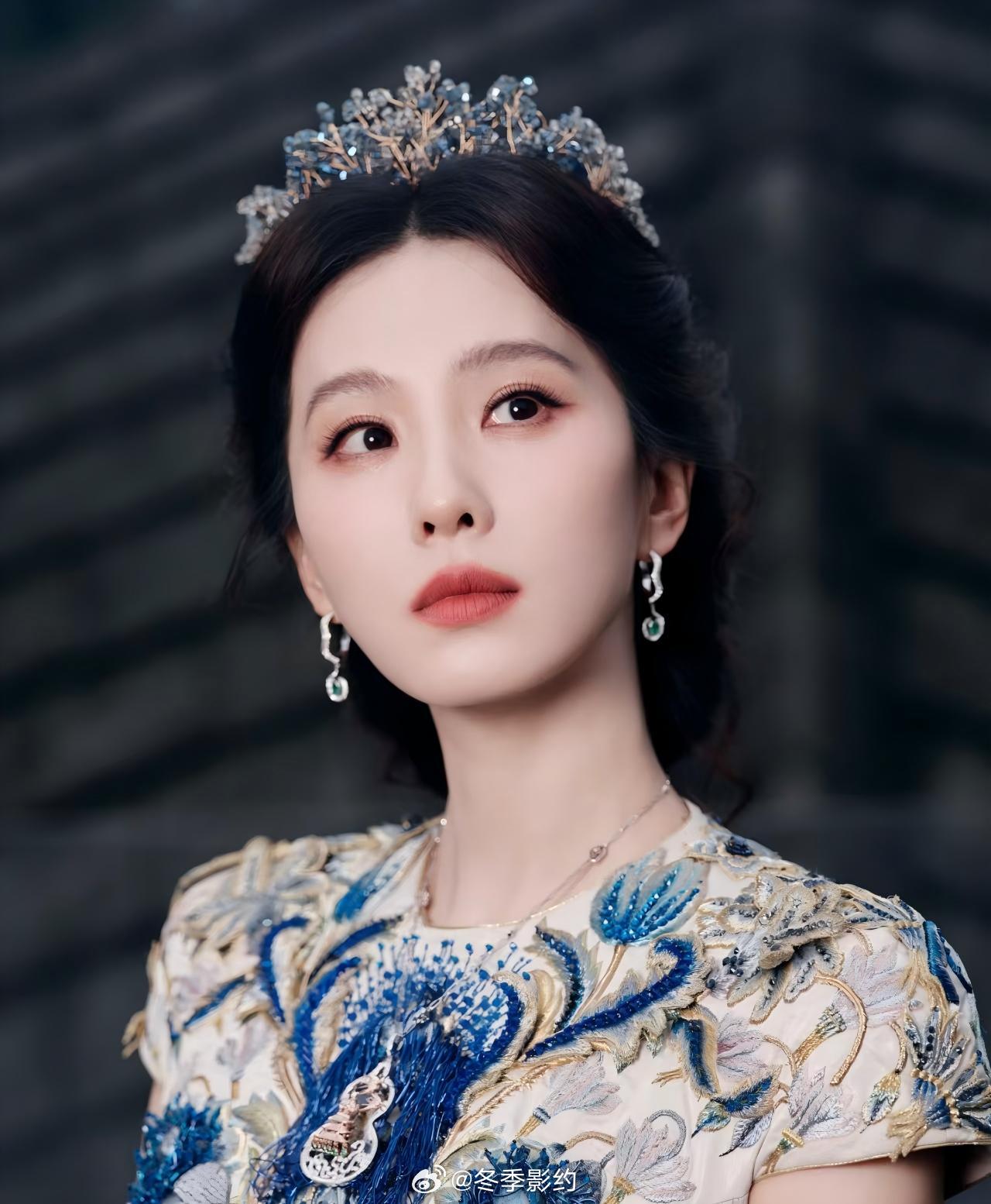 刘诗诗感谢复刻龙葵头冠网友刘诗诗收到龙葵头冠梦回仙剑三 非遗博主把龙葵头冠复刻出