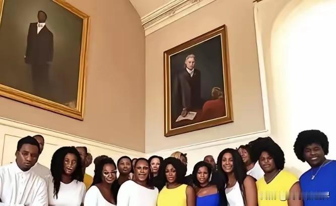 一个国家能蠢到什么程度？看看法国就明白了
 目前法国是欧洲黑人占比最多的国家，黑