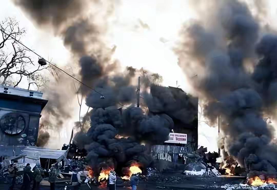 停火协议到期，立刻翻脸！俄陆海空导弹齐开火，目标直指乌军工企