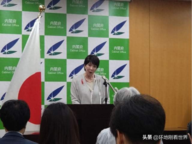 防卫费涨到80万亿，日本先掏国债再削民生，增税这一刀迟迟不敢落