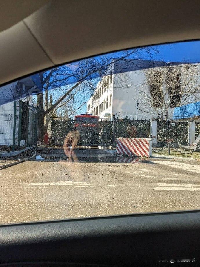 “燃烧的俄罗斯海军黑海舰队”，3月24日，乌克兰武装部队宣布：“乌克兰海军发射海