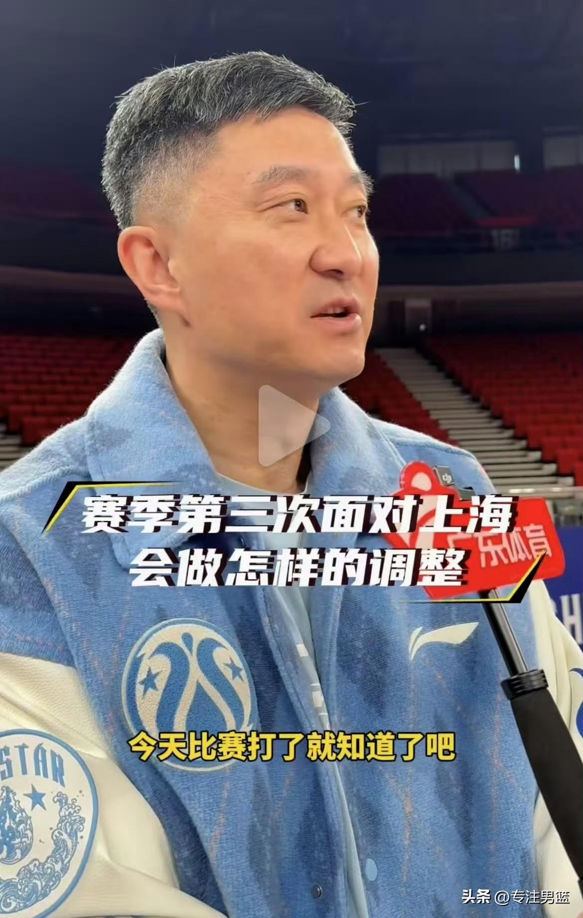 杜锋指导表示:今天晚上对阵上海男篮会有调整！
--------
加上杯赛，广东东