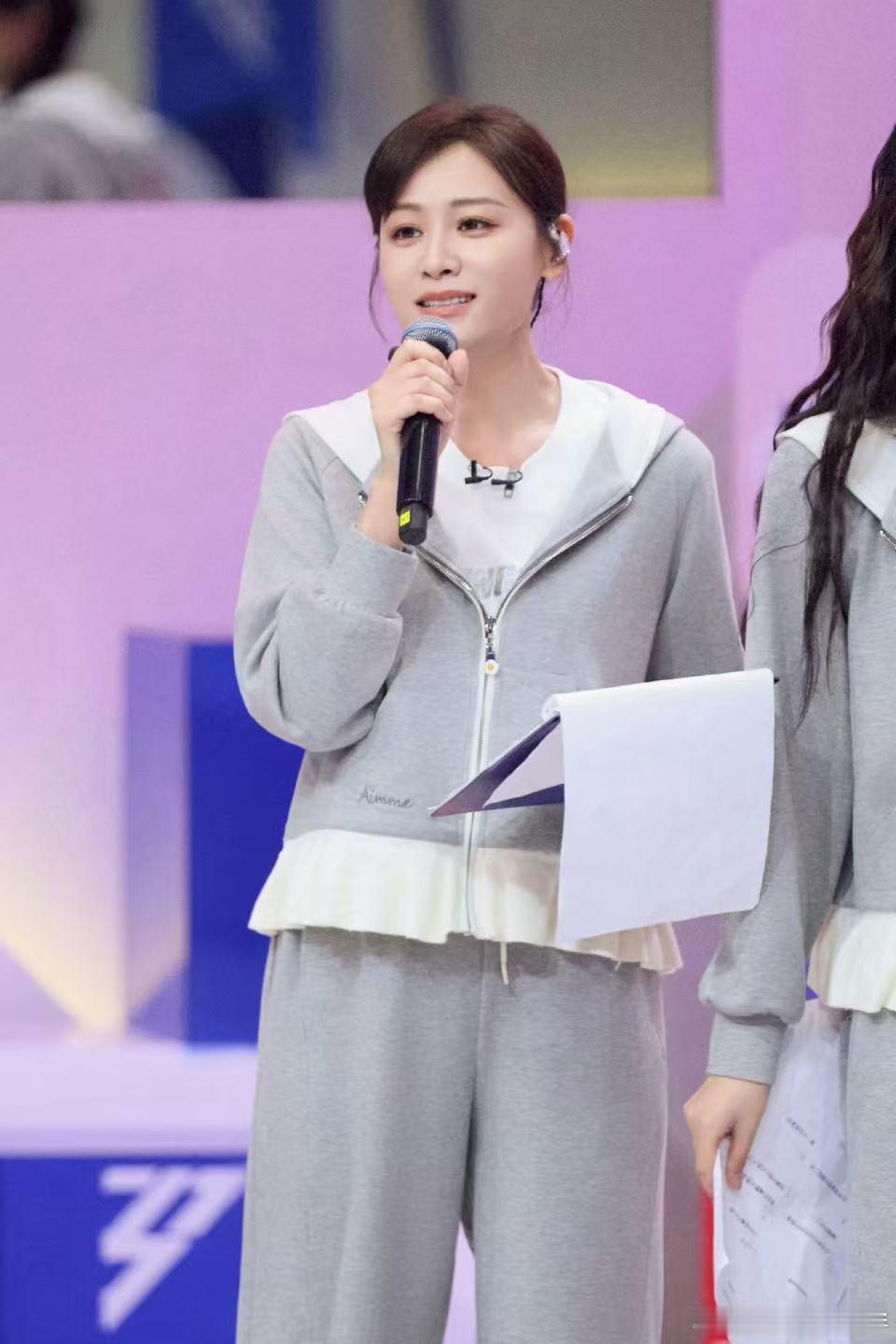 浪姐的温度在于让女性被看到乘风2026给女性一个舞台，让她们被看见、被听见、被温