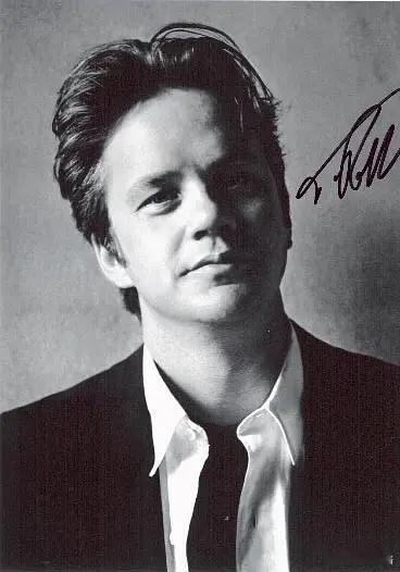 高中初恋之一，那会电影届迷恋三个T，Tom Hanks（阿甘正传）,Tim Ro