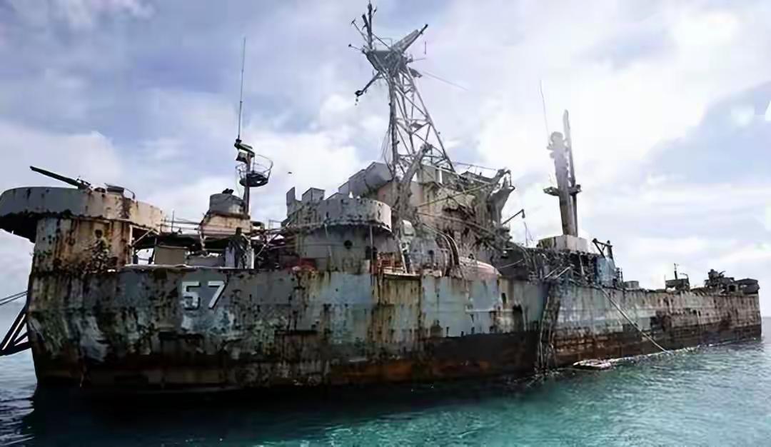 本周二，菲律宾武装部队宣称:如果中国船只返回仁爱礁，菲律宾军队将准备与其对抗。听