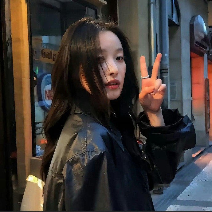 倪妮 