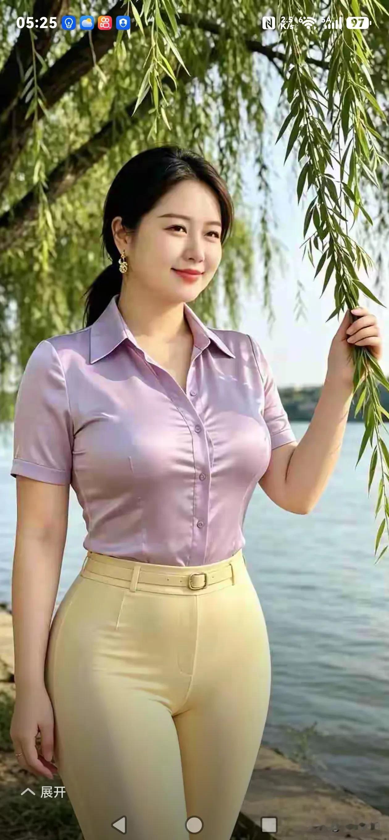 《虞美人·惜缘寄友》

相逢最是存牵念，
此福平生罕。
时常问候结尘缘，
一片诚