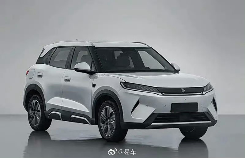 新车速递【新款比亚迪元UP实车曝光 最高续航505km】近日，新款比亚迪元UP实