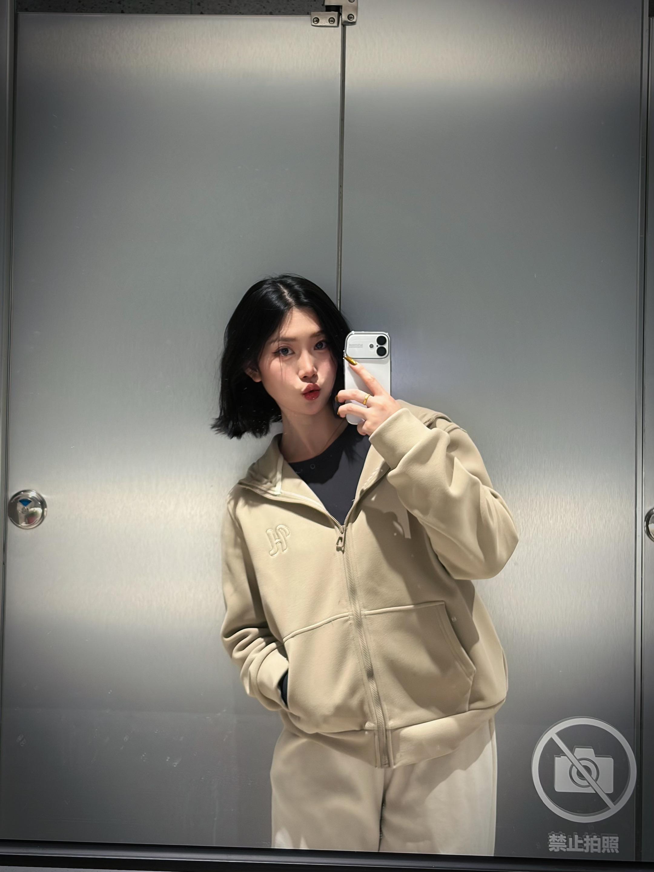 2025是我主体性最强的一年，是最棒的一年 ，最后一个月，那就幸福到底吧！