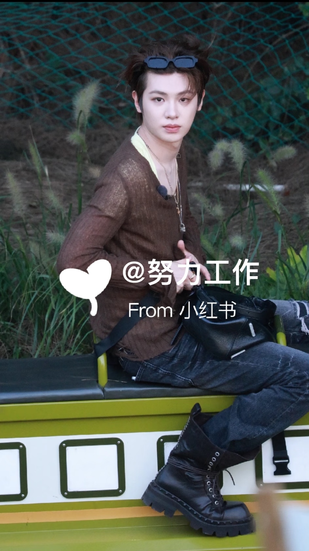 好优越的眉眼这个五官无可挑剔 ​​​