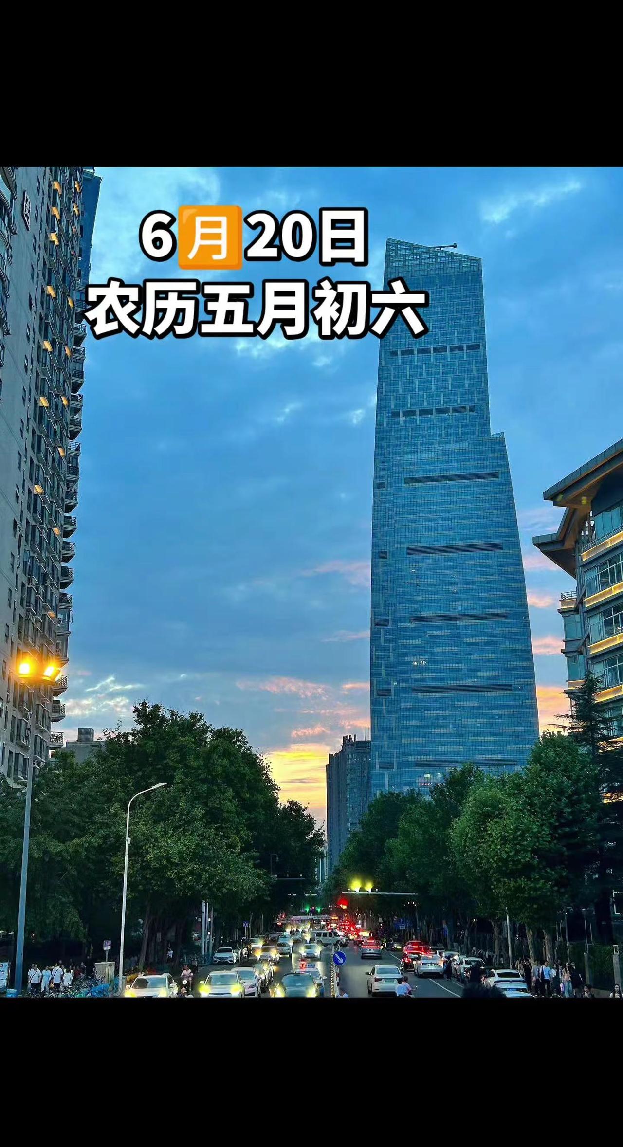 2026斯诺克世锦赛第二轮，赵心童和丁俊晖对轰的时候，突然打出一杆超精彩的长台本
