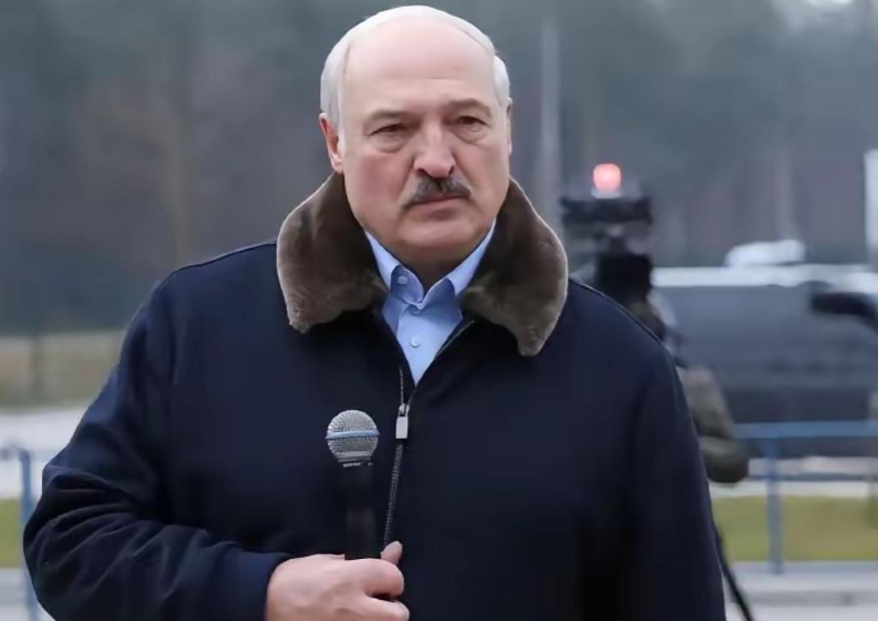 卢卡申科是真头铁！
1月8日，在明斯克的公开活动中，白俄罗斯总统卢卡申科直言不讳