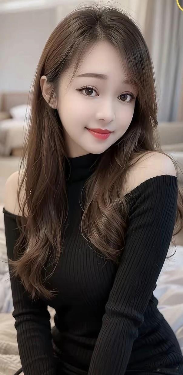 温柔甜美的黑衣少女，笑靥如花，温暖人心。