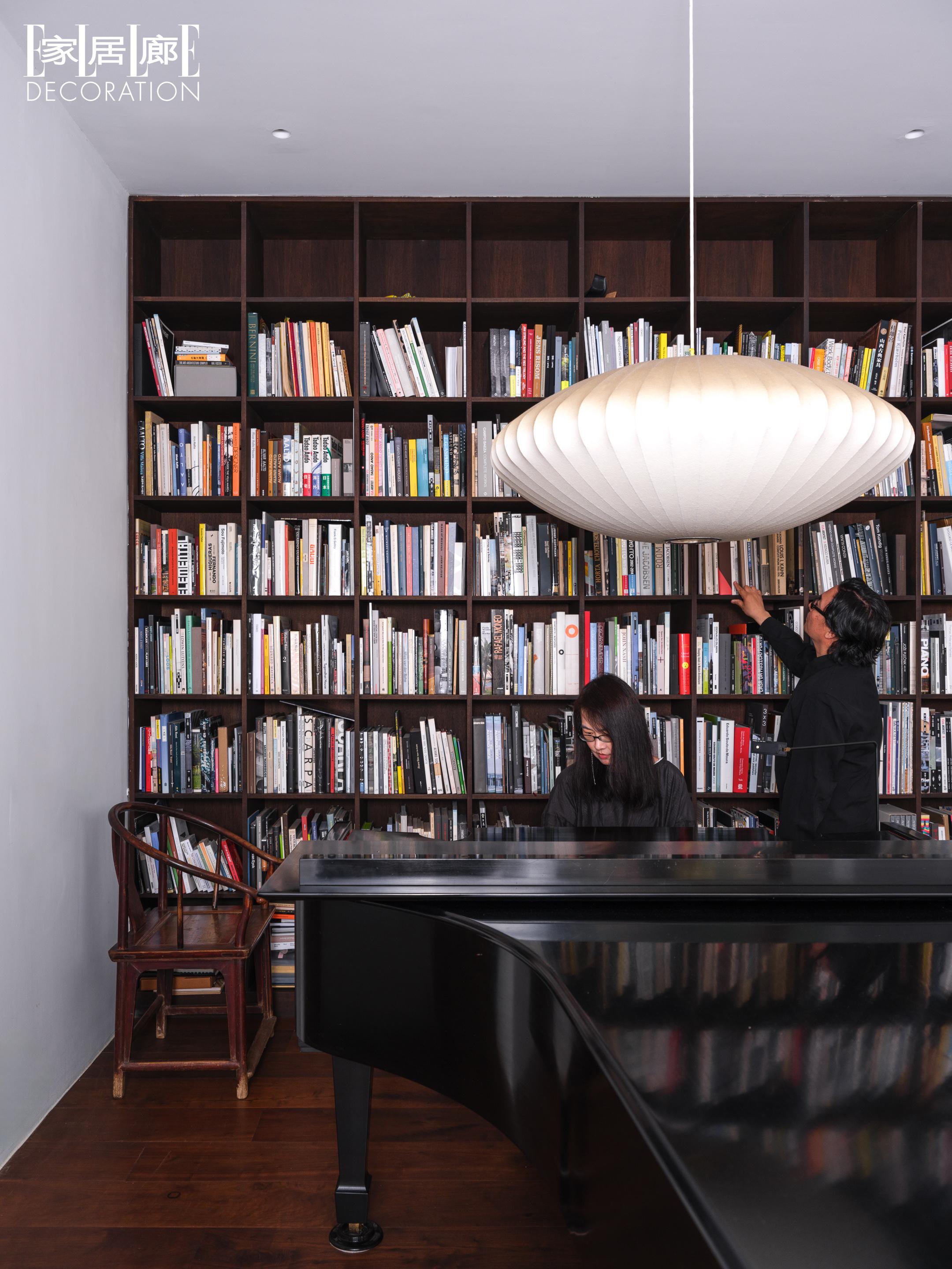 而立之后，如恩创始人夫妇在上海石库门安家。而立之年，许多人开始走上确定...