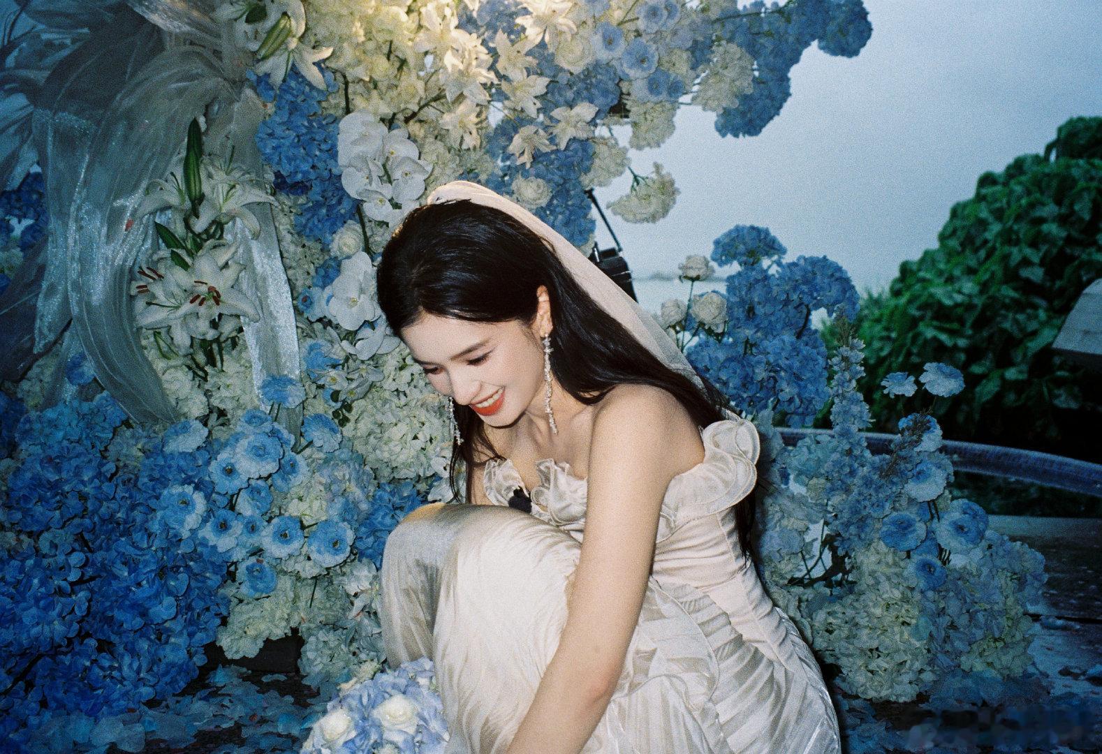 张婧仪现偶有两个爆款角色张婧仪现偶爆款率张婧仪现偶有两个爆款角色，未来会有更多角
