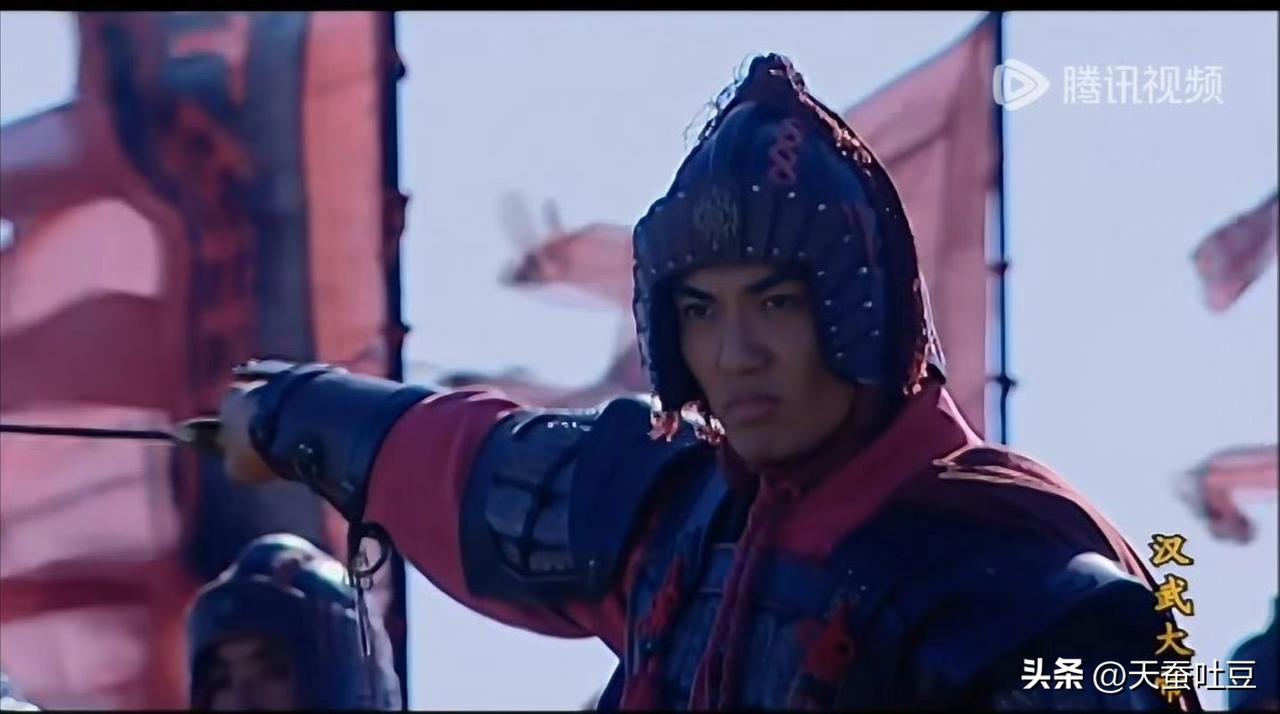 钧正平：古装剧里“涂脂抹粉”的将军，承载不起塑造阳刚之气的社会责任。

➤古装剧